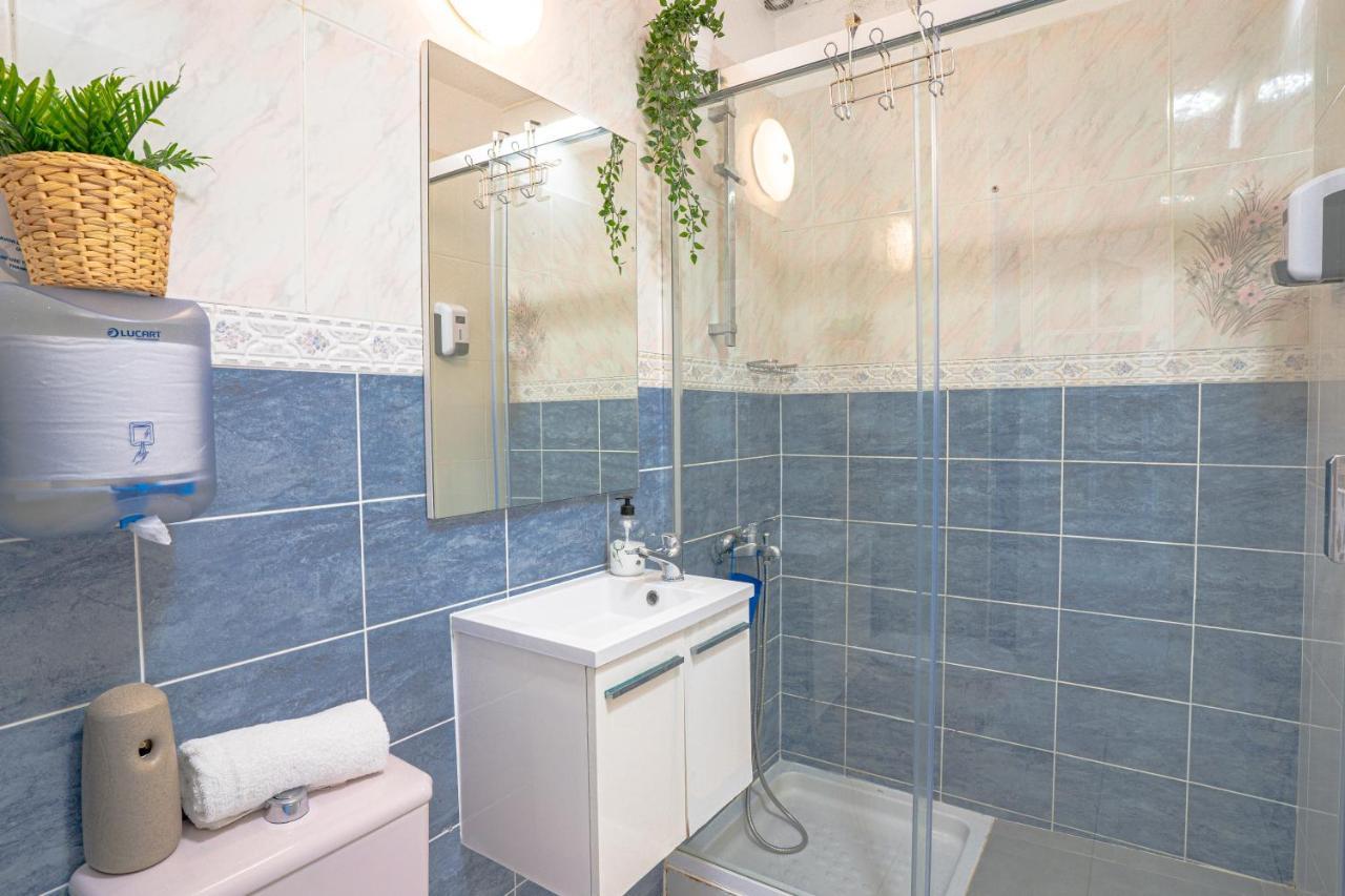 Hostel Neon Tenerife Guaza Dış mekan fotoğraf
