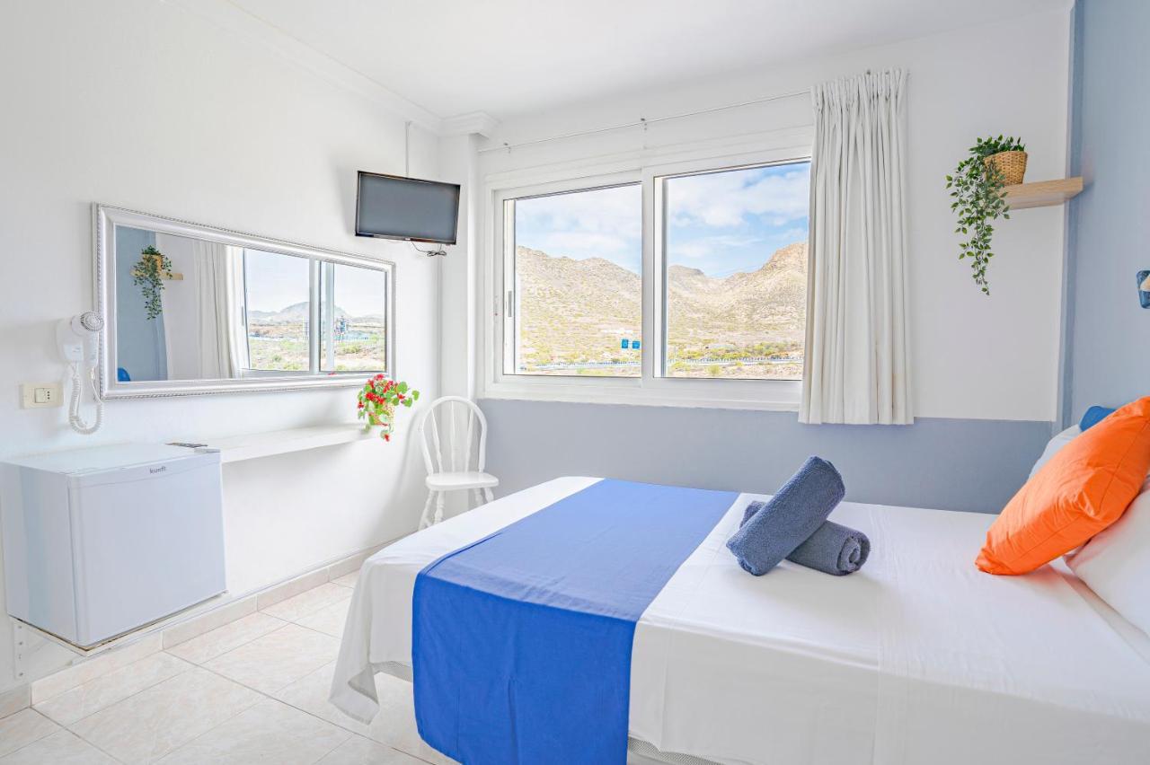 Hostel Neon Tenerife Guaza Dış mekan fotoğraf